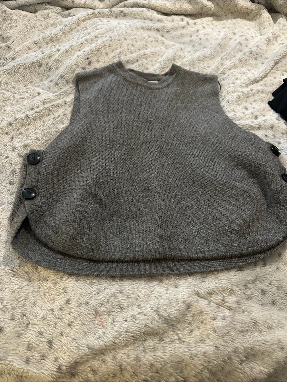 NWT Zara Gray Sleeveless Crewneck Sweater Vest with Side Buttons